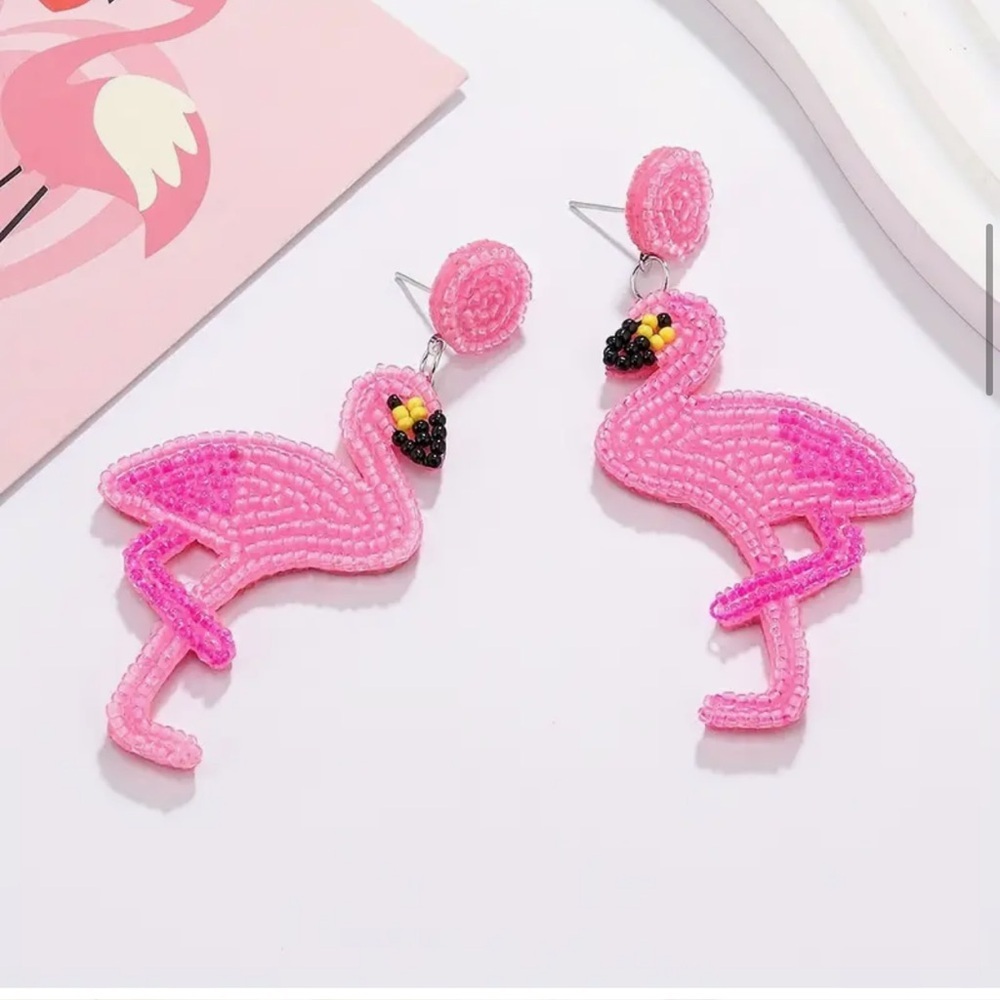 ๐๏ธ Hand-made Pink Flamingo Earrings